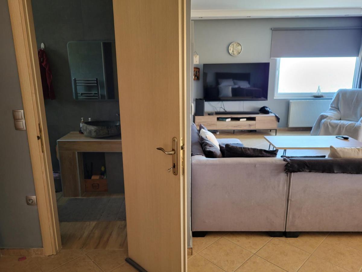 "Stergiou Luxury Apartment 2Nd Floor" Με Κοινη Πισινα Saronida Eksteriør bilde